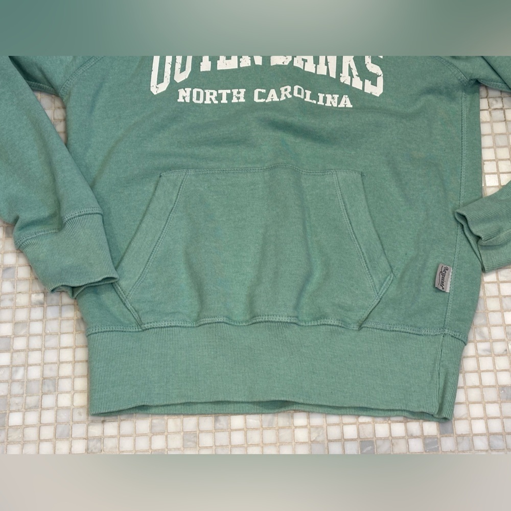 Outer Banks North Carolina Green Hoodie Sweatshirt with Pocket - Picture 5 of 12